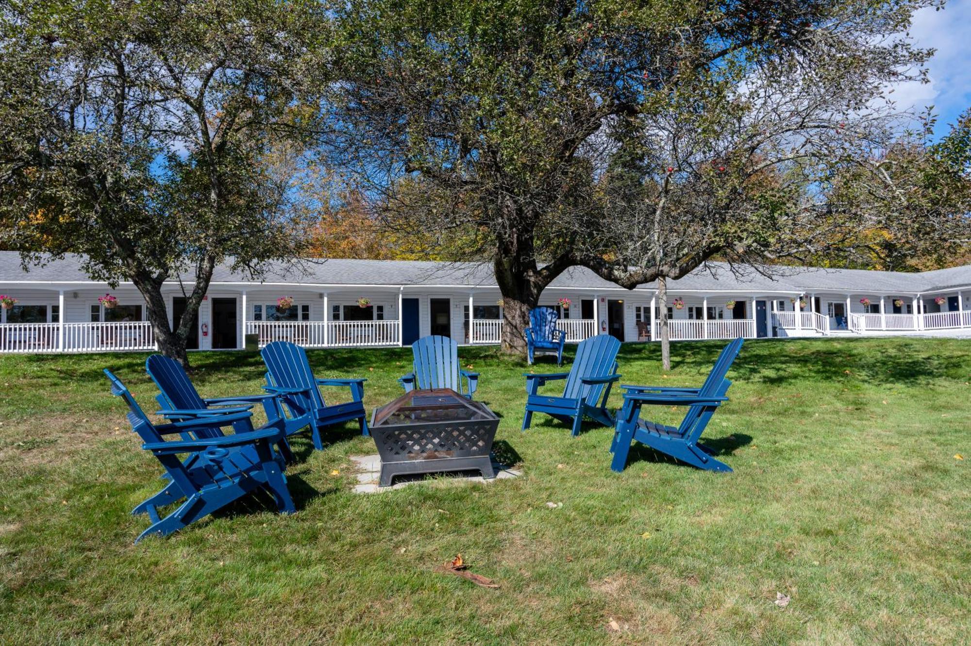 Yardarm Motel Searsport Exterior foto